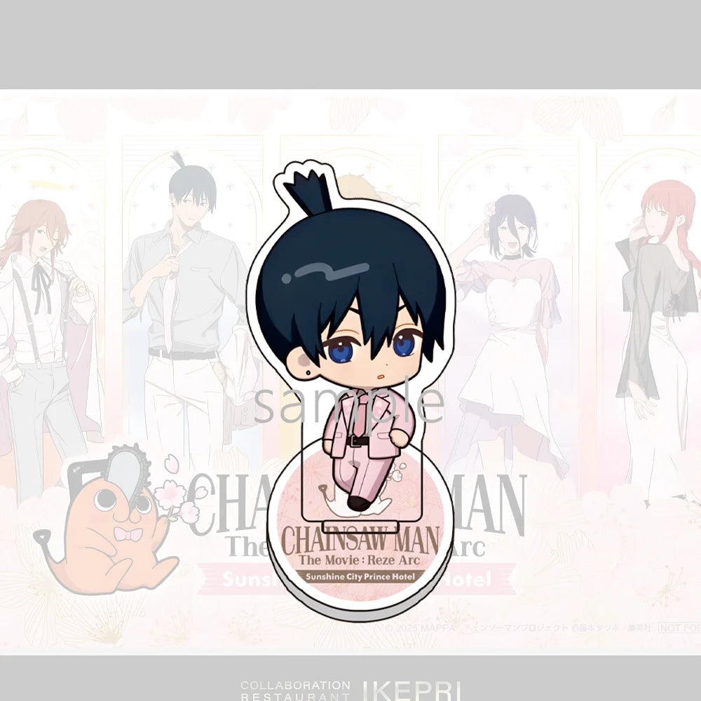 Llavero Chainsaw Man – Aki Chibi Pelo Negro Traje Rosa Pastel Acrílico Película Reze Arco