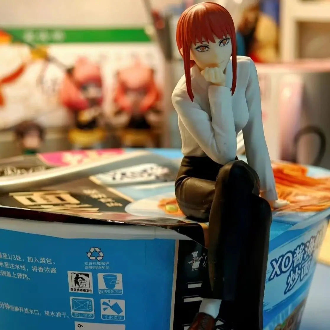 Chainsaw Man Makima – Figurine Makima Assise 14cm