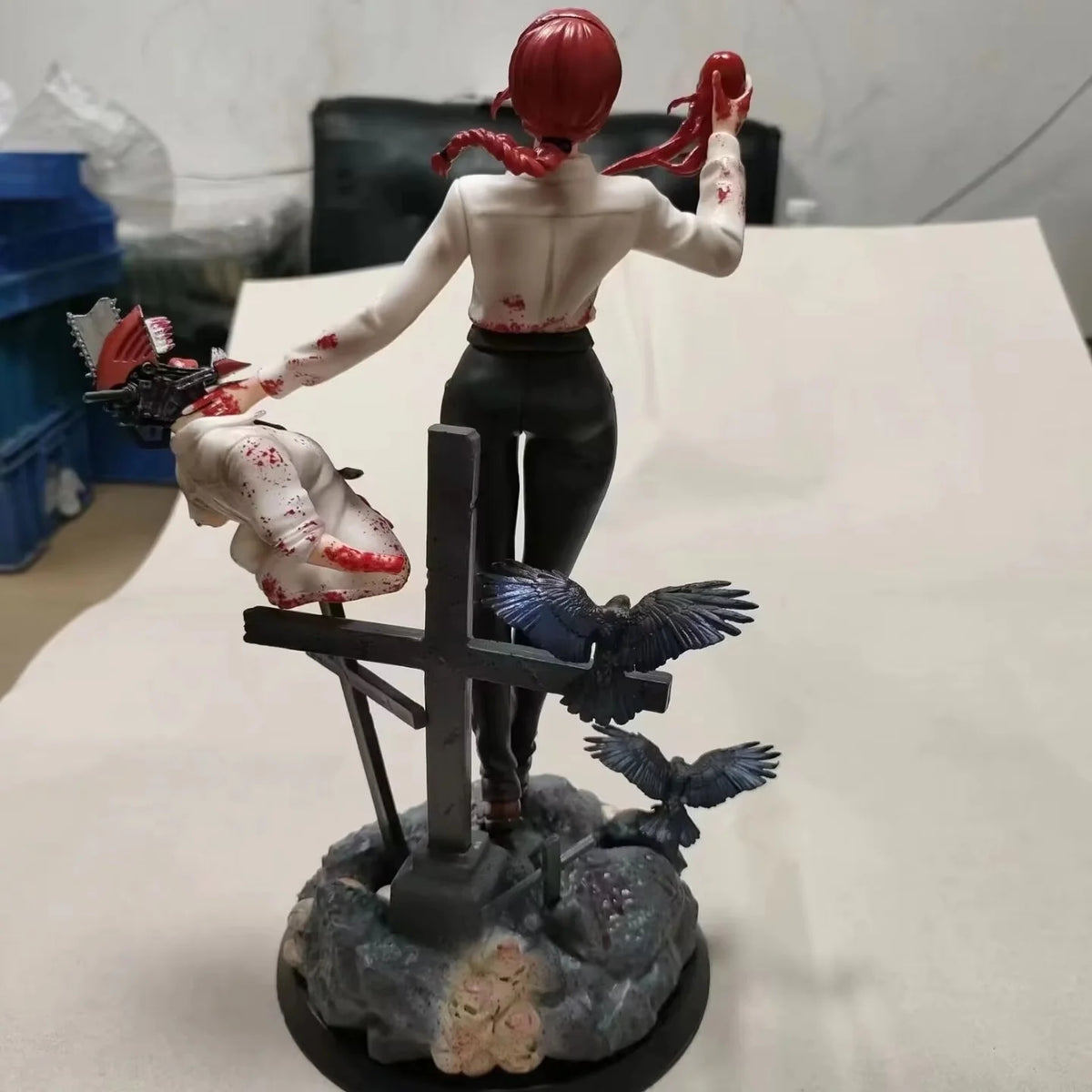 Chainsaw Man Maikima – Figurine Diorama Combat Sanglant